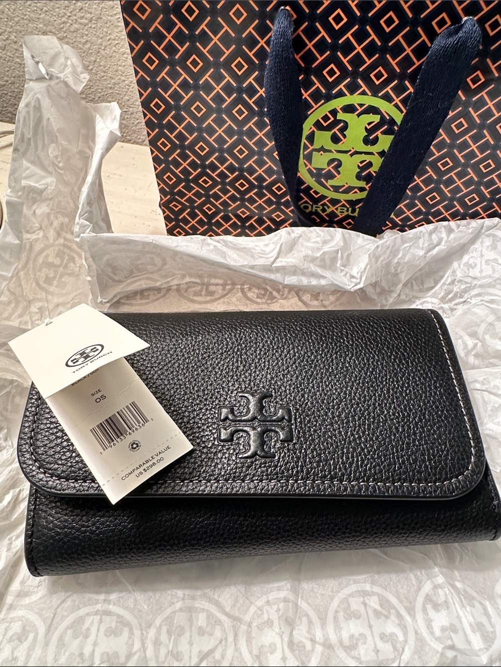 NIB Tory Burch Black Pebbled Leather Thea Fold-Over Crossbody Wallet